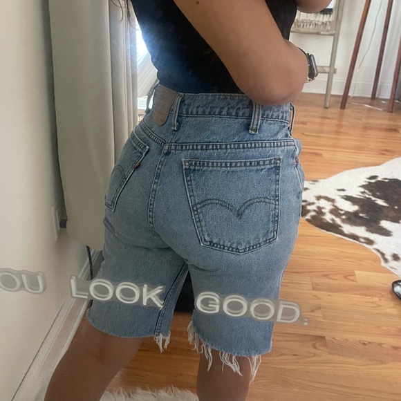 Vintage Levi Bermuda shorts Women’s Size 6/8 - Picture 7 of 8